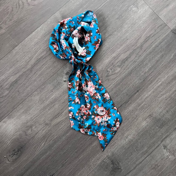 Head cover - Picture 2 of 8